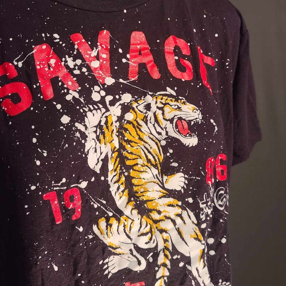 Fashion Nova distressed “Savage 1986 ” crop top - Picture 4 of 6